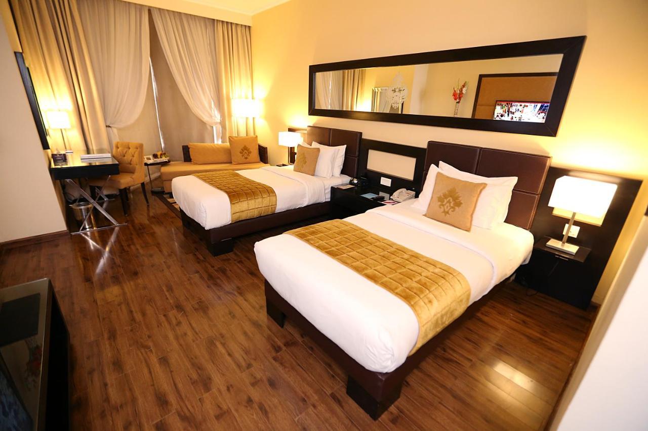 Ramada By Wyndham Multan Hotell Eksteriør bilde